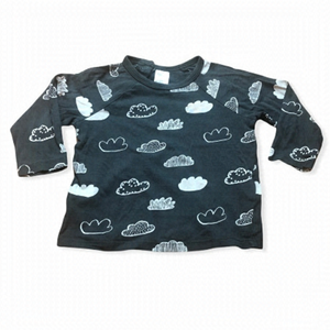 H&m Baby Gray Long Sleeves Tee with Scribble Clouds Size 6-9 M